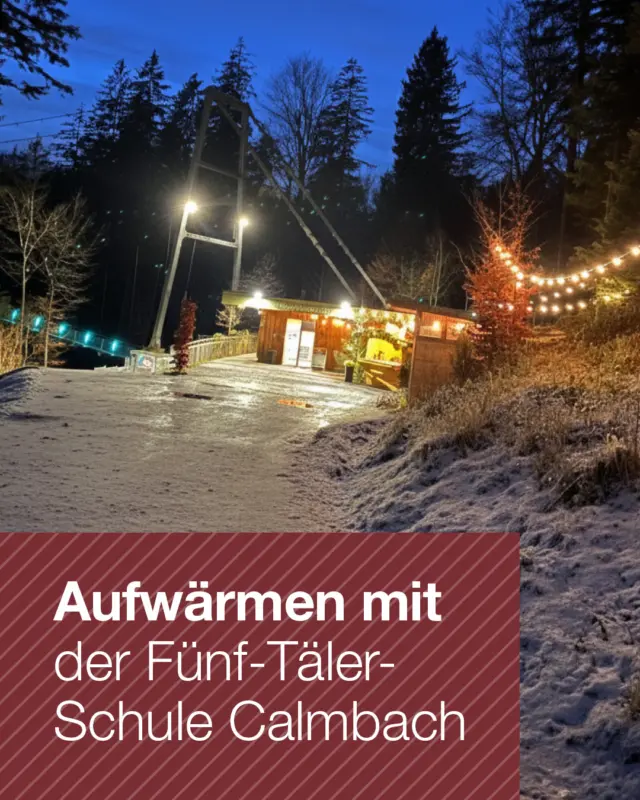 ✨ HÜTTEN-ALARM AN DER WILDLINE ✨

Heute und morgen (18. + 19. Dezember) übernimmt die Fünf-Täler-Schule Calmbach unsere Verkaufshütte am Besucherzentrum – und bringt dir richtig schöne Winter-Genussmomente mit:

🧇 Frisch gebackene Waffeln
☕ Heißer Punsch
🍷 Leckerer Glühwein

Perfekt für eine warme Pause vor oder nach deinem Nervenkitzel auf der WILDLINE Hängebrücke – zwischen Tannenduft, frischer Höhenluft und Lichterzauber. ❄️✨

Wen schnappst du dir für einen süßen Zwischenstopp an der WILDLINE? 😋

#wildline #badwildbad #lichterzauber #genussmomente #waffelliebe #glühweinzeit